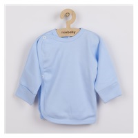 Niemowlęca koszulka z bocznym zapięciem New Baby jasno niebieska