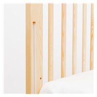 Łóżeczko dla dzieci New Baby BASIC z opuszczalnym bokiem naturalne