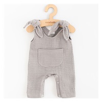 Ogrodniczki muślinowe dla niemowląt New Baby Comfort clothes szary