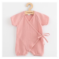 Niemowlęcy letni muślinowy pajac New Baby pink