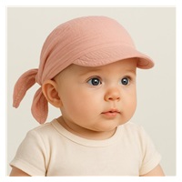 Letnia muślinowa chustka dziecięca z daszkiem New Baby pink