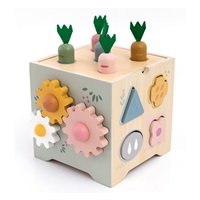 Drewniane centrum aktywności Montessori Baby Mix